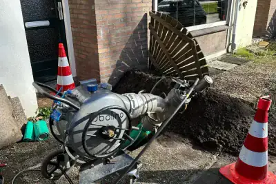 Renovatie van een stamriool onder een woning zonder breekwerk
